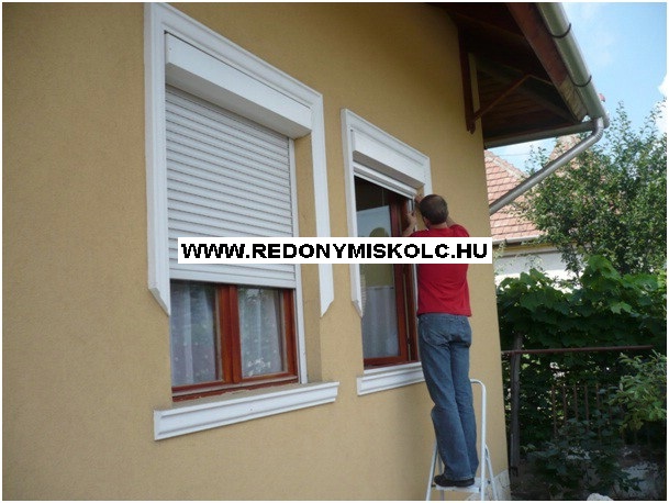 �rny�kol�s