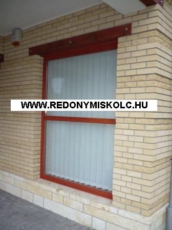 Szalagf�gg�ny
