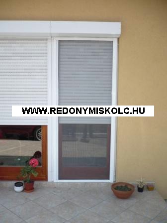 Sz�nyogh�l� ajt�