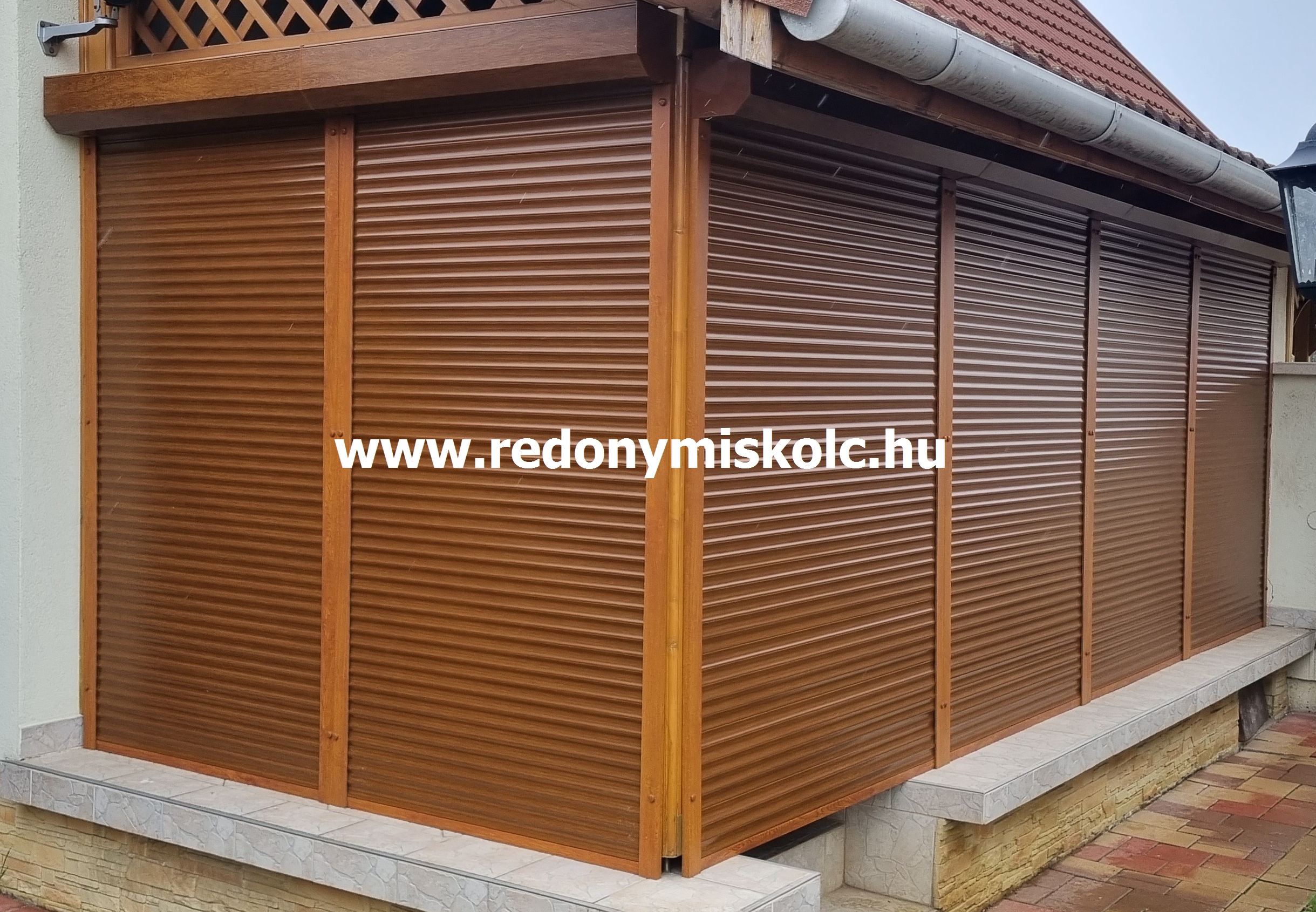 Terasz �rny�kol�s Als�zsolca